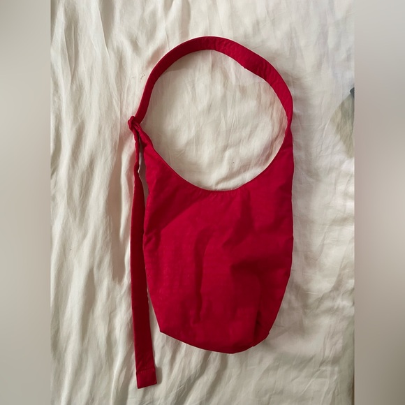 BAGGU Handbags - Baggu red nylon sling